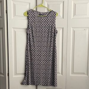 Tommy Hilfiger women's geometrical floral print.  #0369